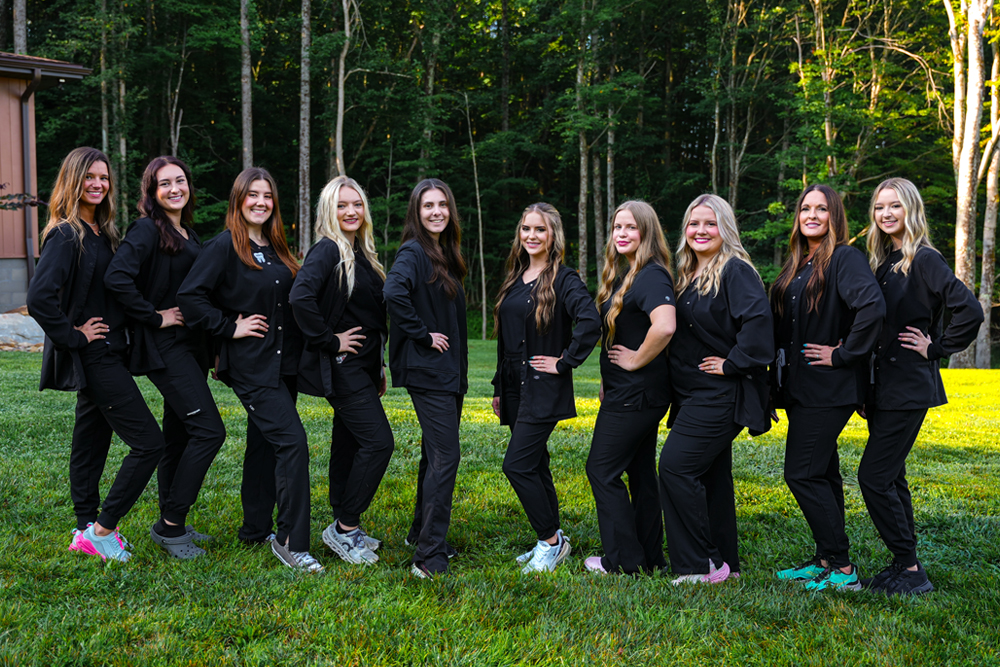Dental Assistants Team in Shady Spring and Lochgelly, WV